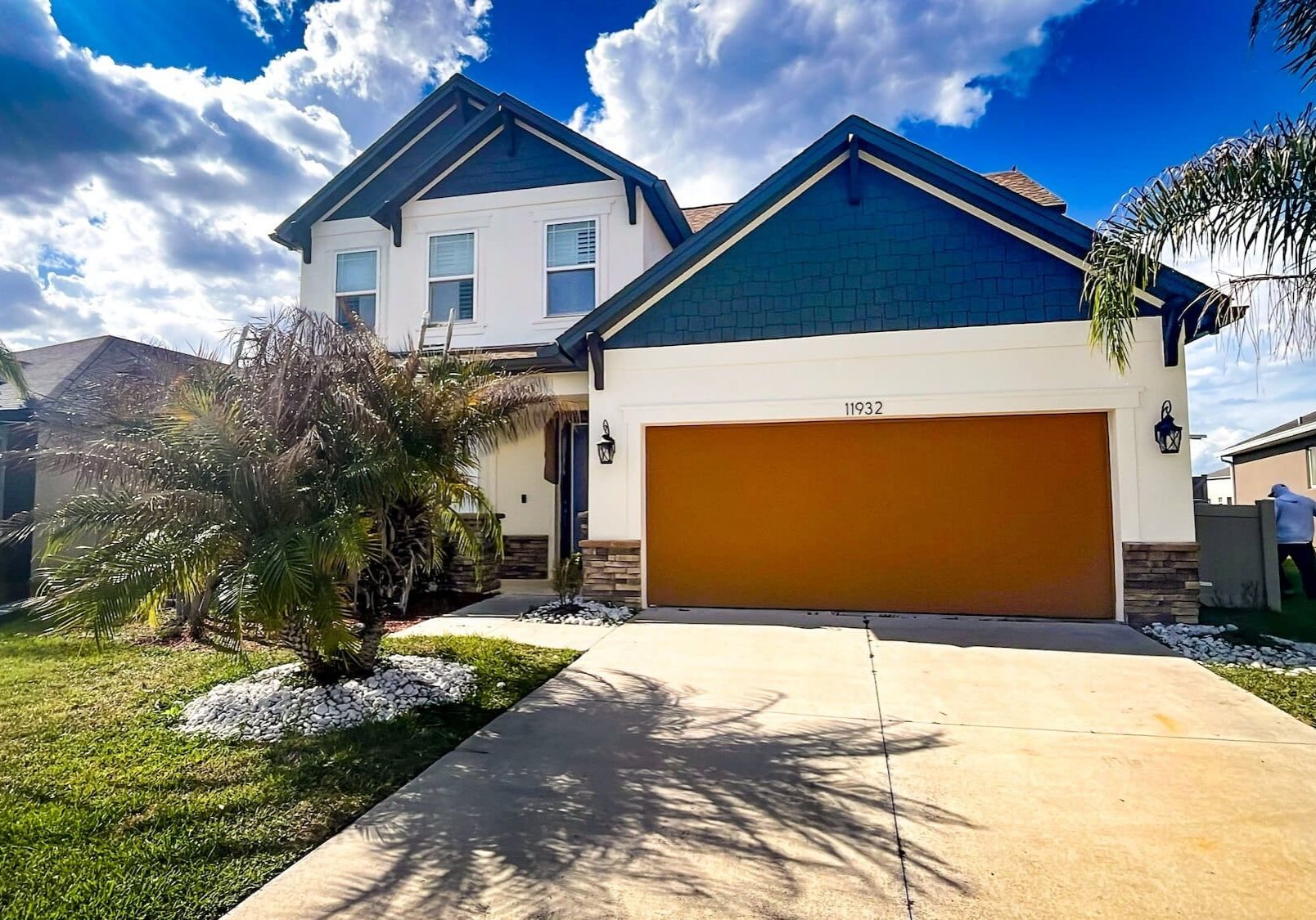 home exterior painted professionally in tampa bay area